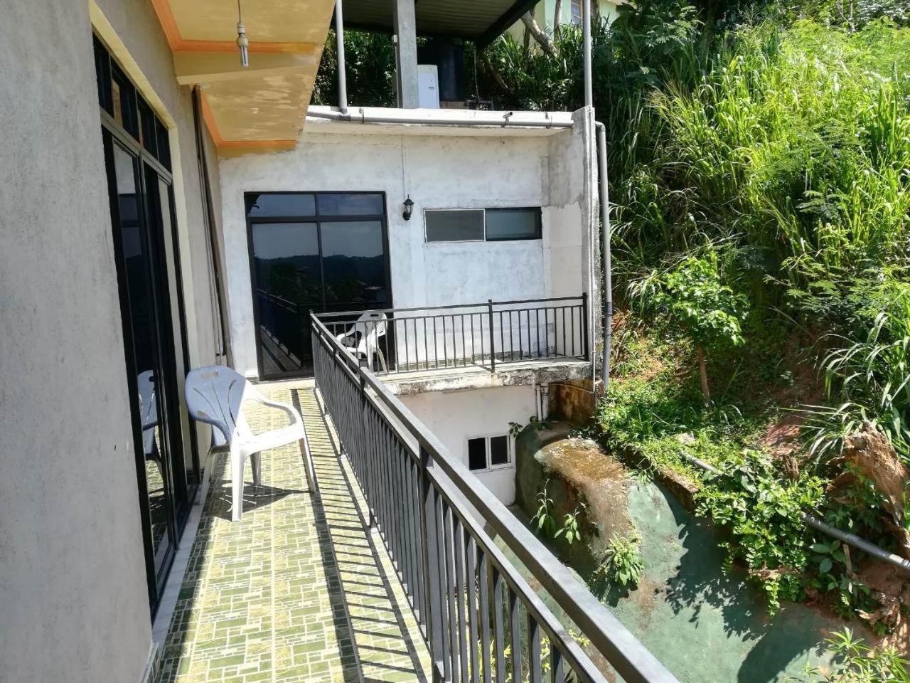 Kandy Hill Escape Exteriör bild